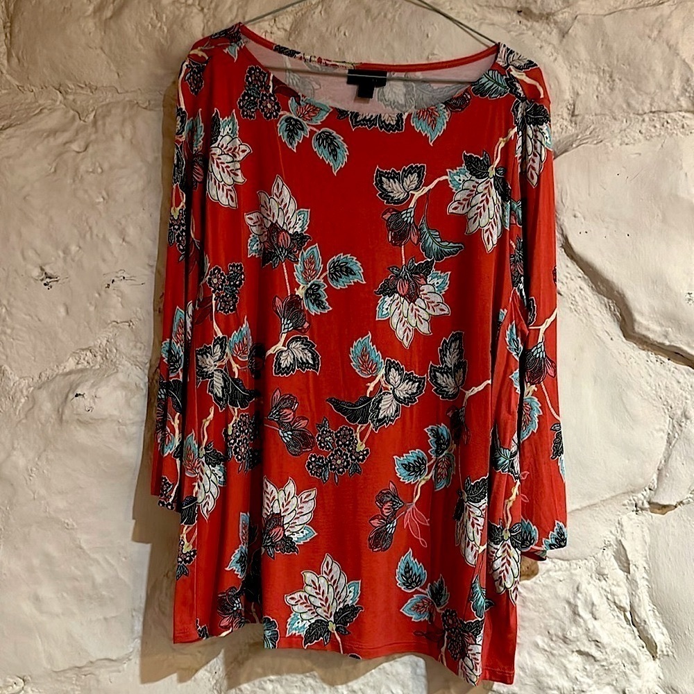 J. Jill | L | Red 3/4 Sleeve Top | Floral | Stretchy